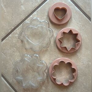 VINTAGE TUPPERWARE Cookie Cutters